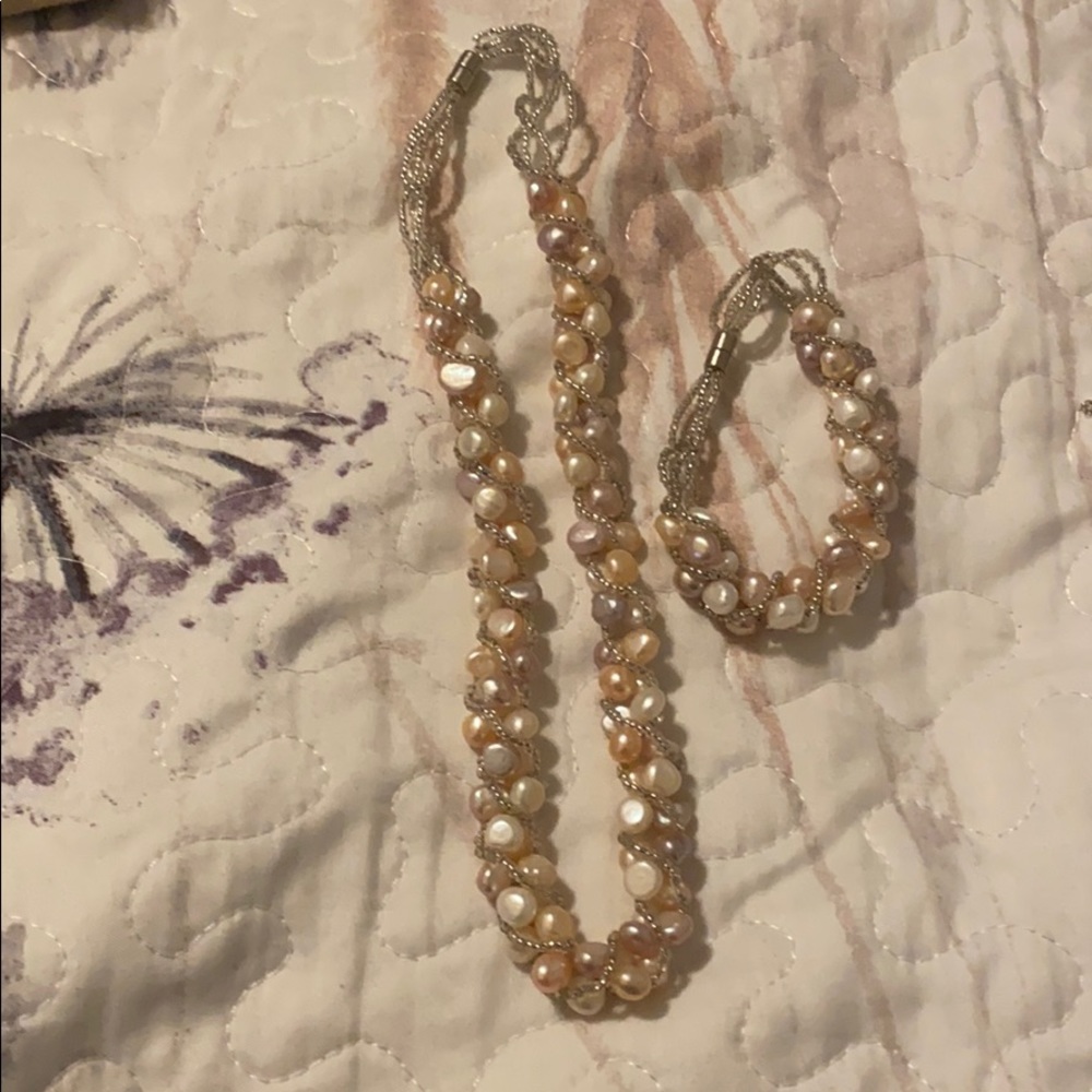 Fresh water pearl Bracelet & necklace